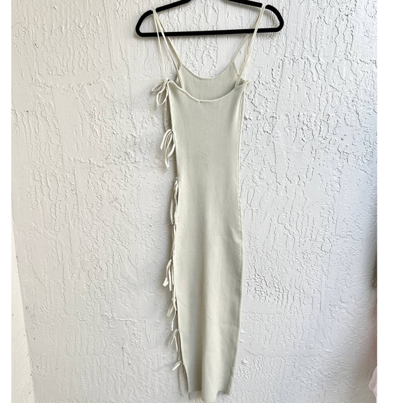 NWT Lioness Spaghetti Strap Cutout Side Bodycon Midi Dress Cream Women's Size XS - Picture 3 of 6
